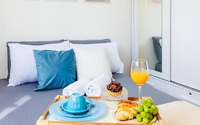 Apartamento completo em Ponta de Campina, 2 quartos, piscina, academia e Wi-Fi
